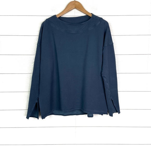 FREE PEOPLE x THE CLASS Rhythmic Oversized Top Blue Small Comfy Lounge Casual - Picture 2 of 8